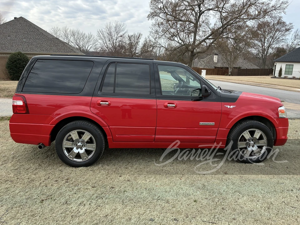 2008 Ford Expedition 3rd Gen - Image 2 of 8