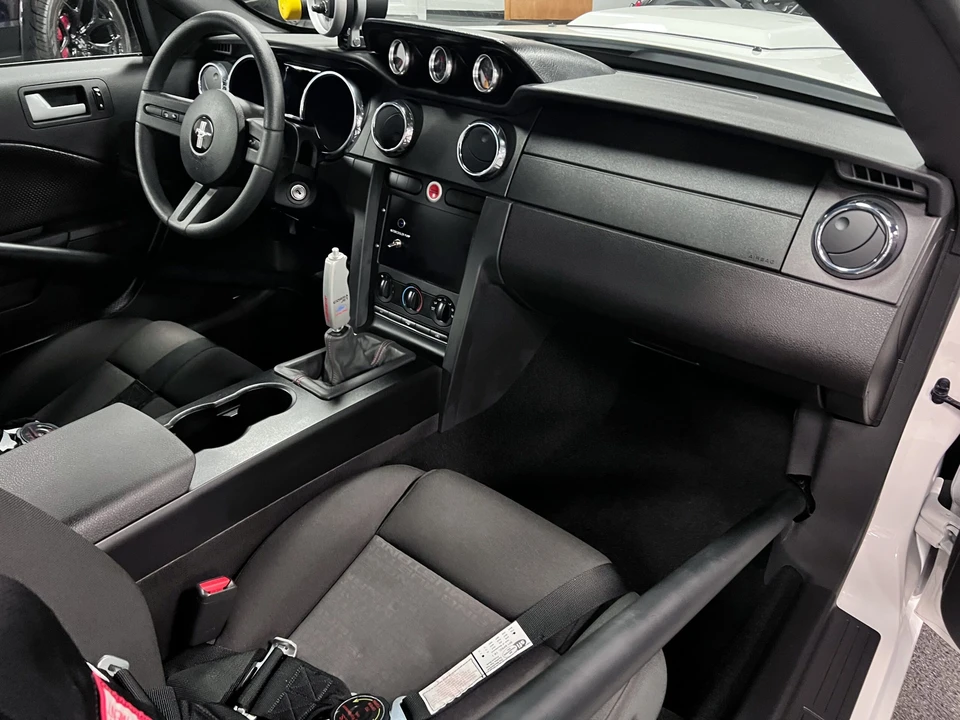 2008 Ford S197 Mustang - Image 8 of 11