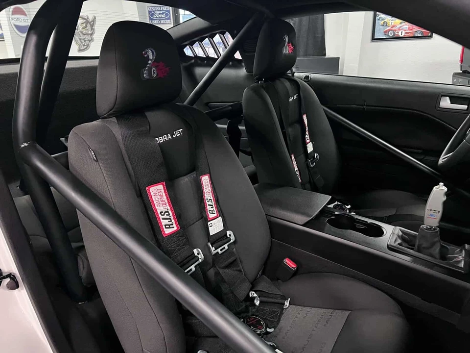 2008 Ford S197 Mustang - Image 9 of 11