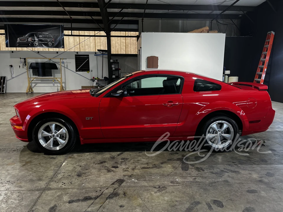 2008 Ford S197 Mustang GT - Image 11 of 15