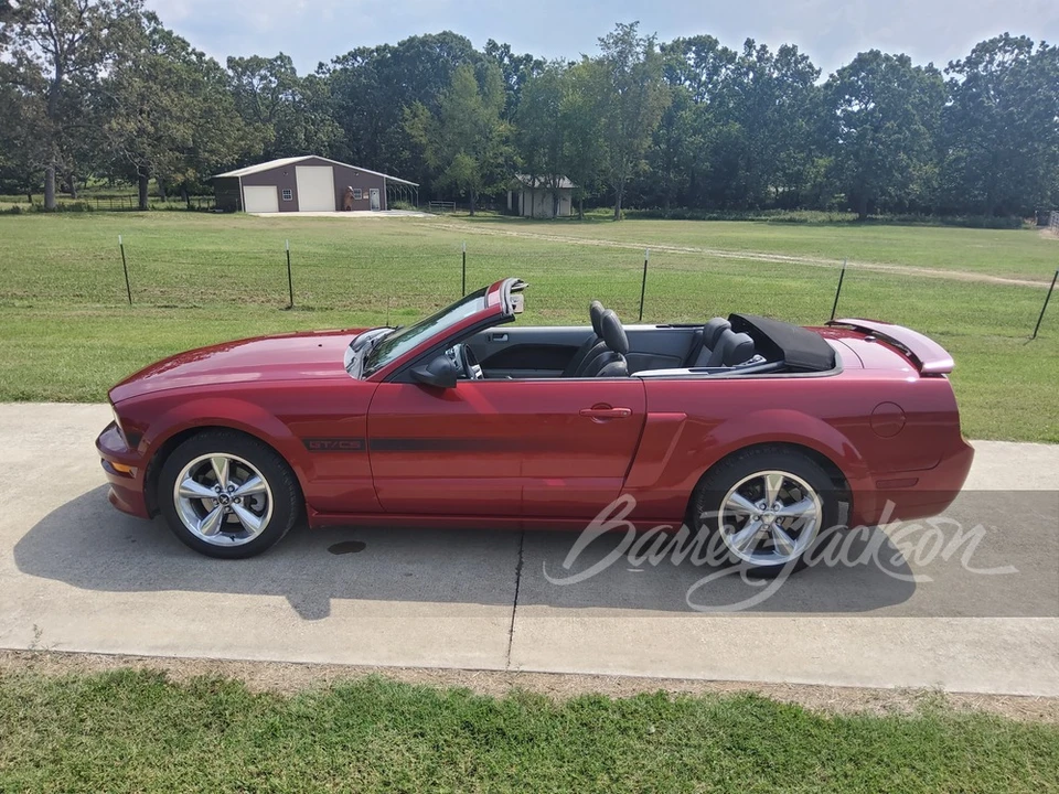 2008 Ford S197 Mustang - Image 9 of 12