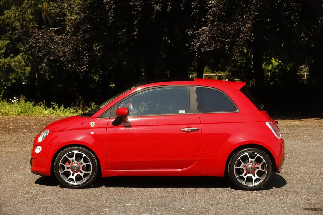 2008 Fiat Abarth 500 - Image 2 of 30