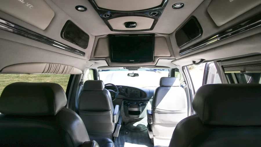 2008 Ford Econoline Van - Image 6 of 31