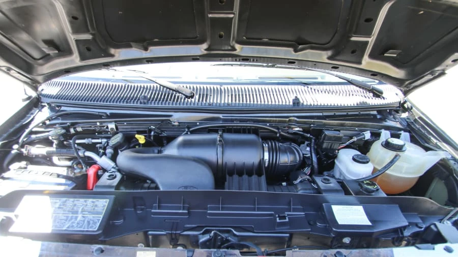 2008 Ford Econoline Van - Image 9 of 31