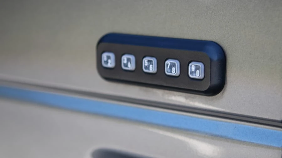 2008 Ford Econoline Van - Image 15 of 31