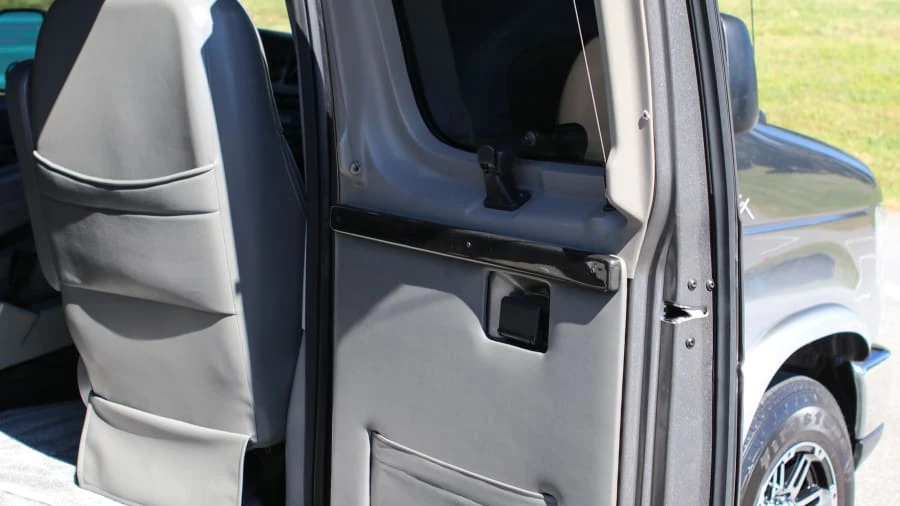 2008 Ford Econoline Van - Image 26 of 31