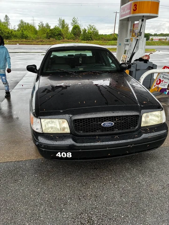 2008 Ford Crown Victoria - Image 2 of 3