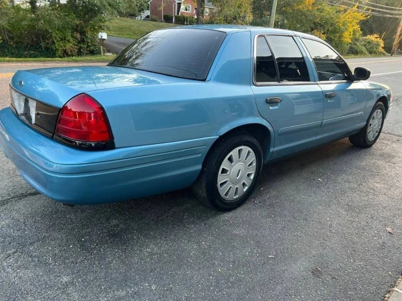 2008 Ford Crown Victoria - Image 6 of 12