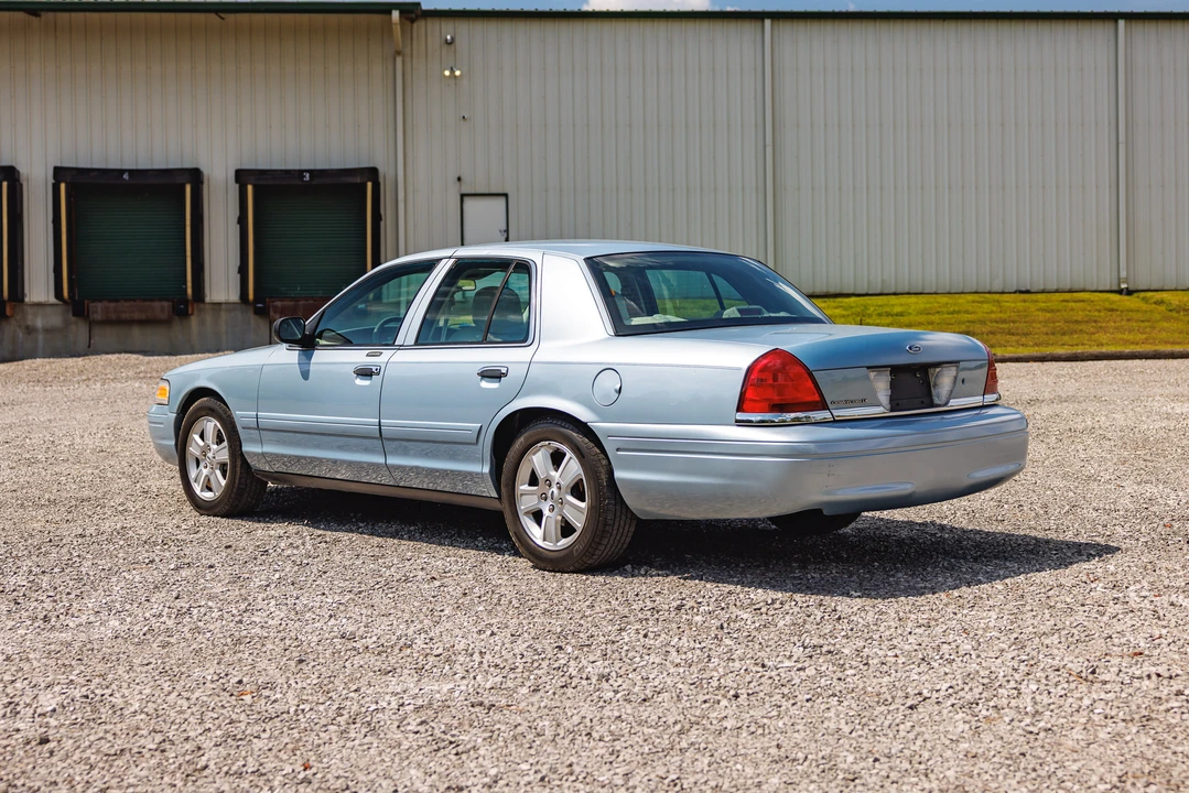 2008 Ford Crown Victoria - Image 9 of 31