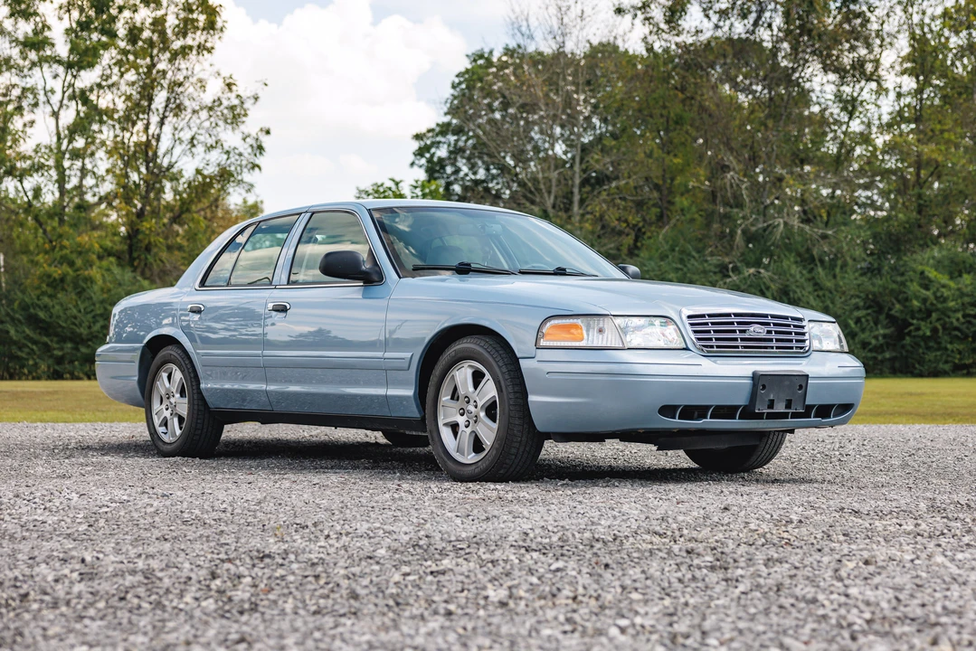 2008 Ford Crown Victoria - Image 5 of 31