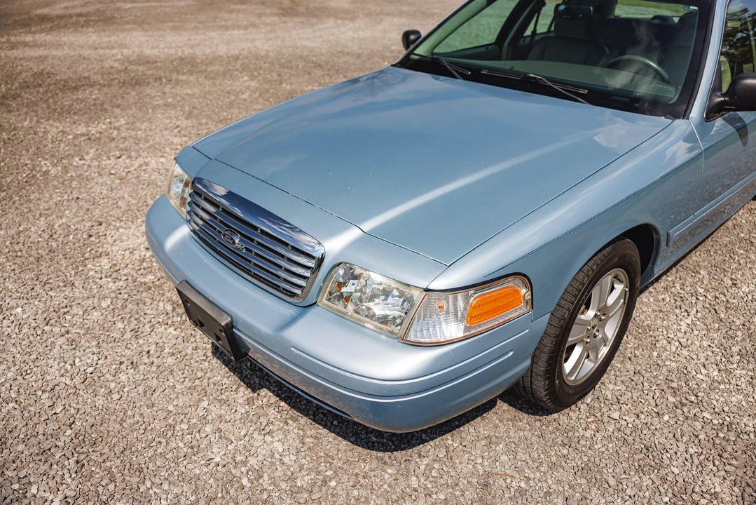 2008 Ford Crown Victoria - Image 23 of 31