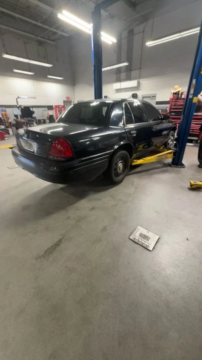 2008 Ford Crown Victoria - Image 13 of 13