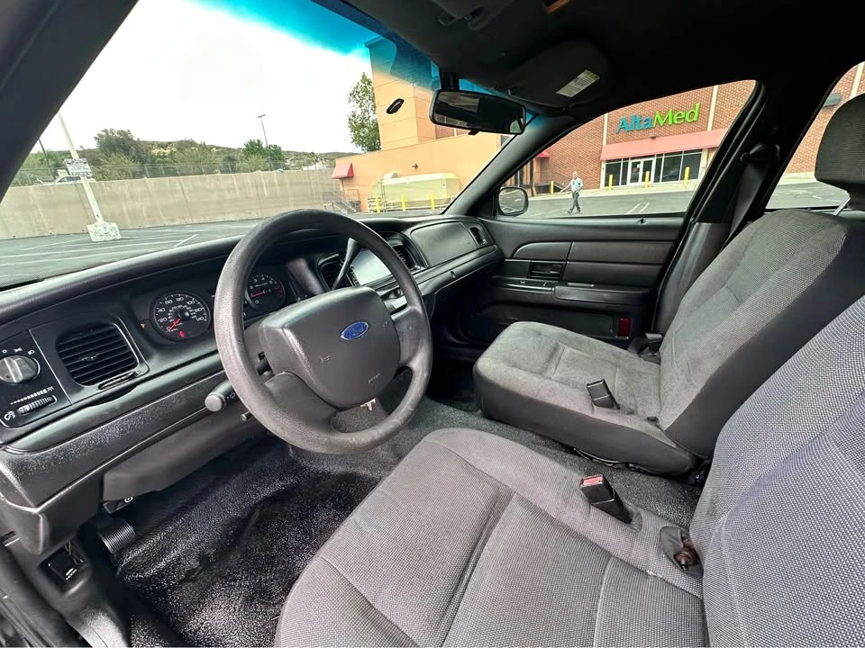 2008 Ford Crown Victoria - Image 17 of 20
