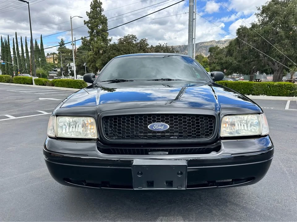 2008 Ford Crown Victoria - Image 2 of 20