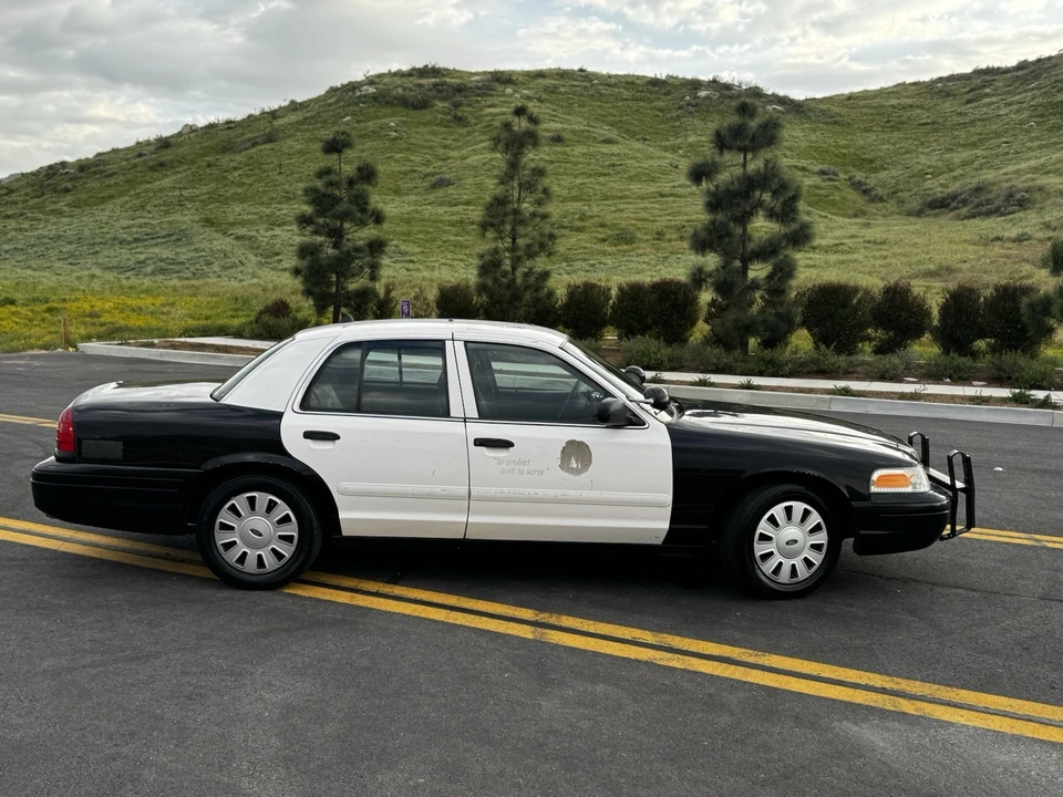 2008 Ford Crown Victoria - Image 10 of 21