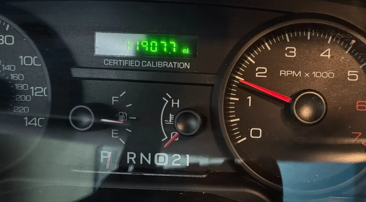 2008 Ford Crown Victoria - Image 14 of 21