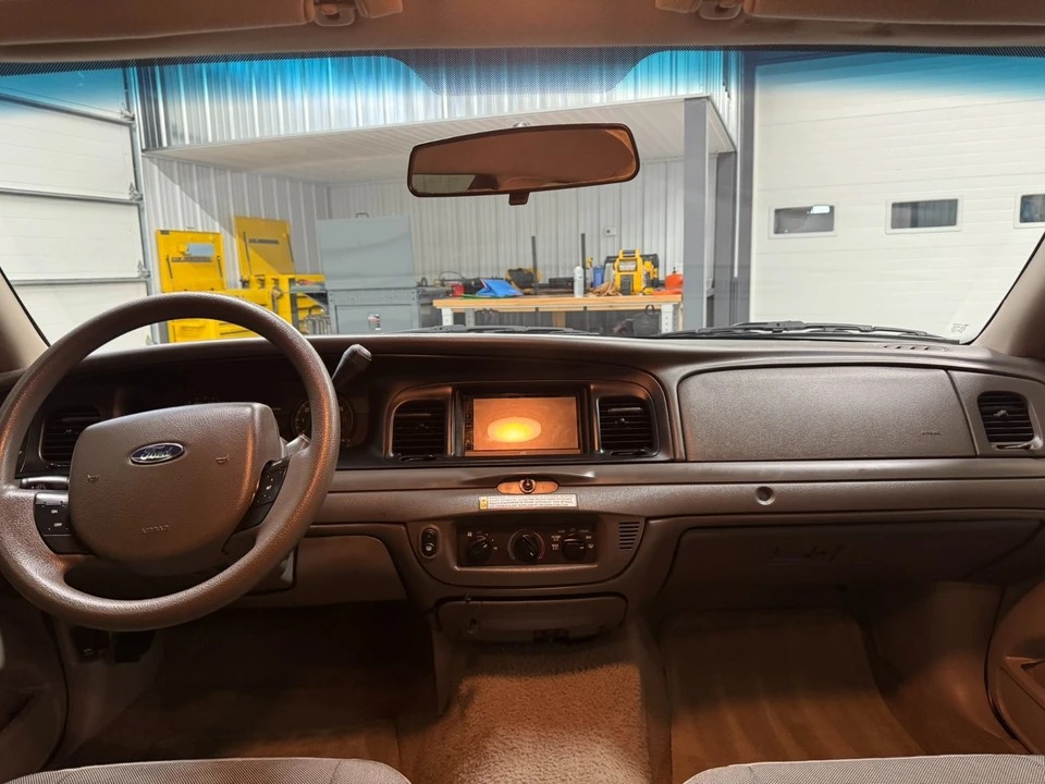 2008 Ford Crown Victoria - Image 13 of 21