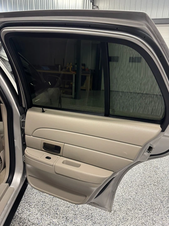 2008 Ford Crown Victoria - Image 19 of 21