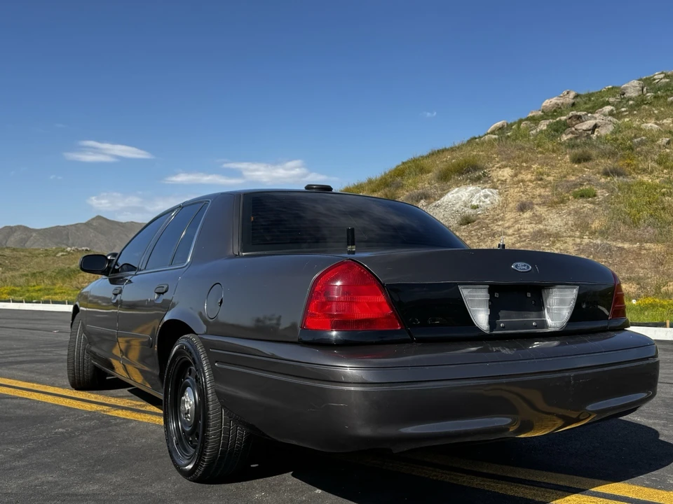 2008 Ford Crown Victoria - Image 8 of 21