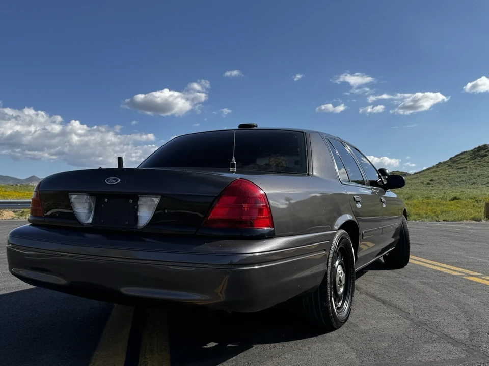 2008 Ford Crown Victoria - Image 11 of 21