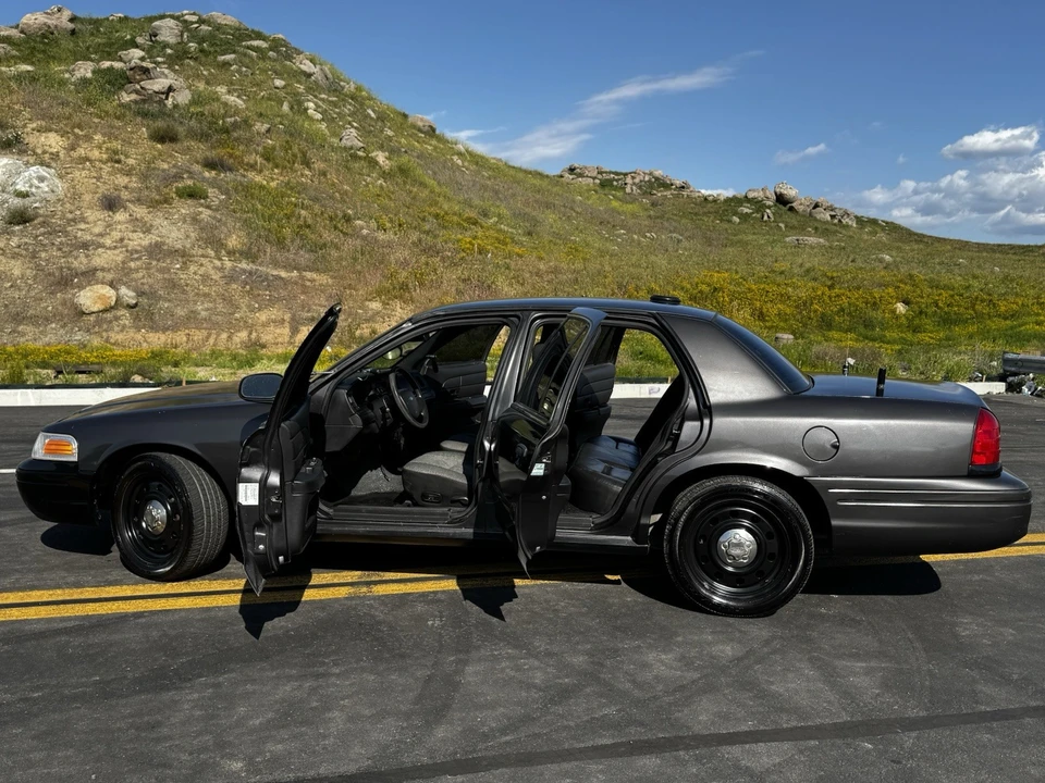 2008 Ford Crown Victoria - Image 13 of 21