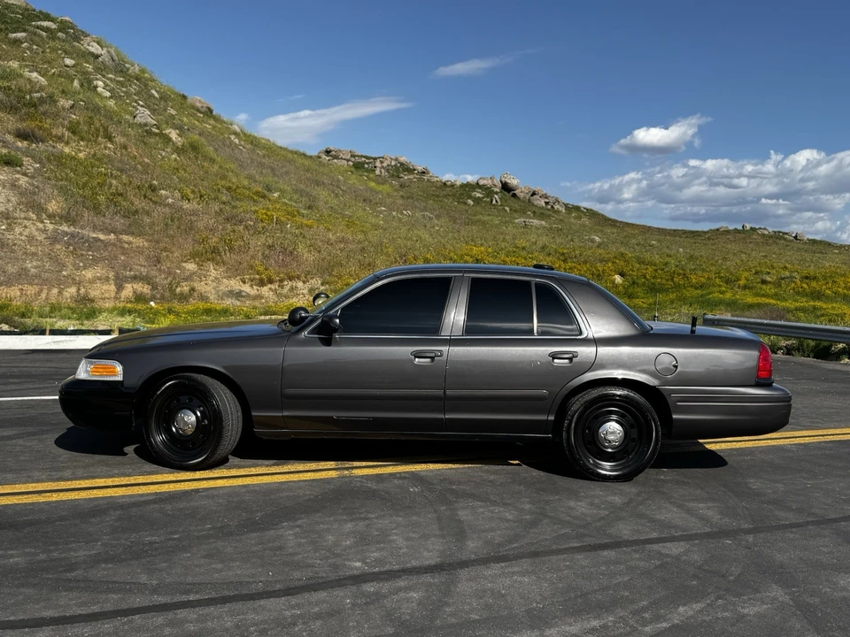 2008 Ford Crown Victoria - Image 3 of 21