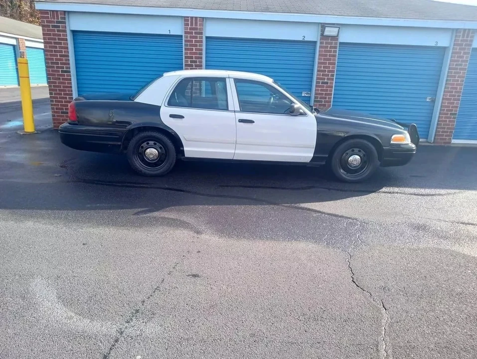 2008 Ford Crown Victoria - Image 18 of 20