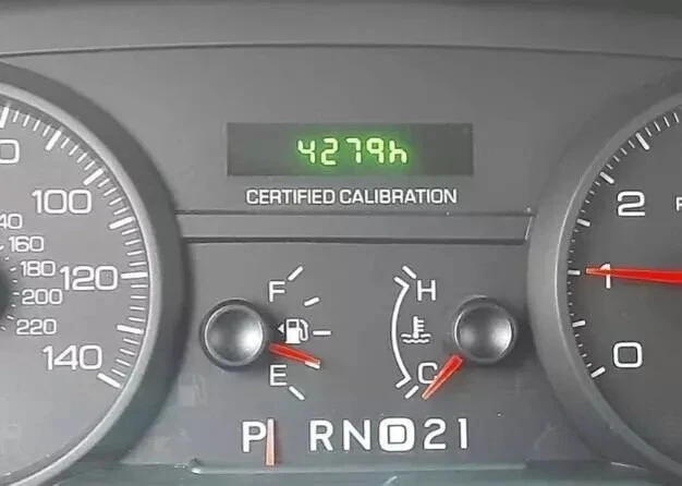 2008 Ford Crown Victoria - Image 3 of 20