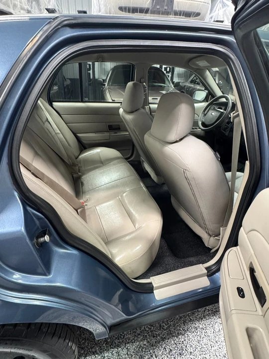 2008 Ford Crown Victoria - Image 18 of 21