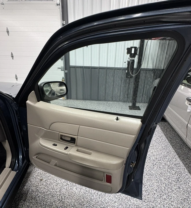 2008 Ford Crown Victoria - Image 19 of 21