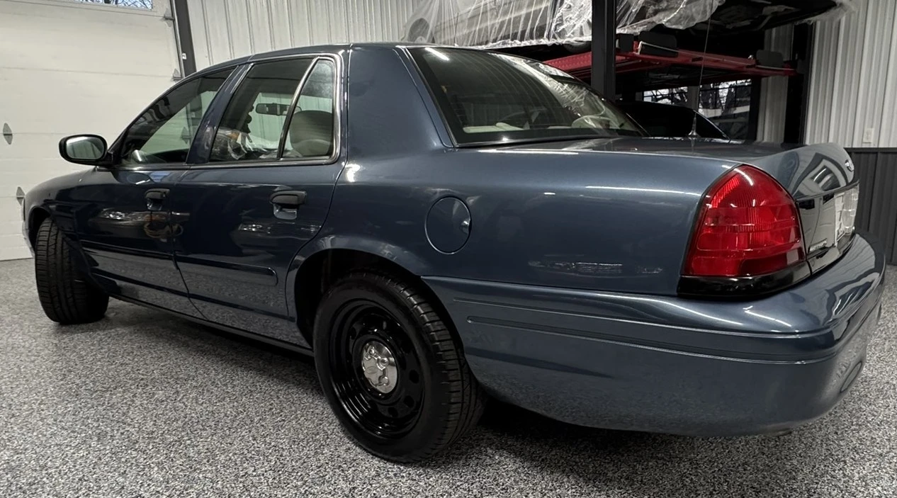 2008 Ford Crown Victoria - Image 3 of 21