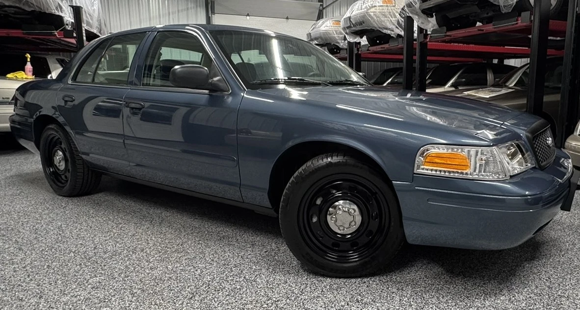 2008 Ford Crown Victoria - Image 6 of 21