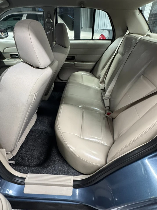 2008 Ford Crown Victoria - Image 16 of 21