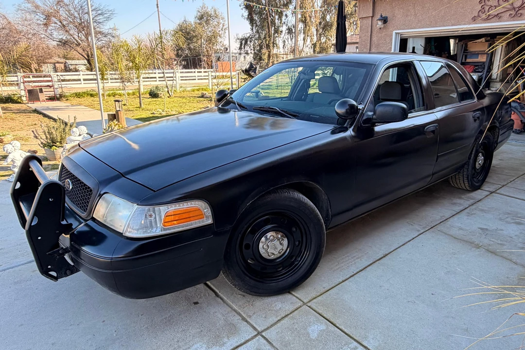 2008 Ford Crown Victoria - Image 3 of 31