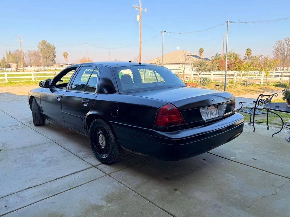 2008 Ford Crown Victoria - Image 10 of 31