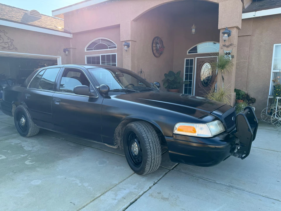 2008 Ford Crown Victoria - Image 14 of 31