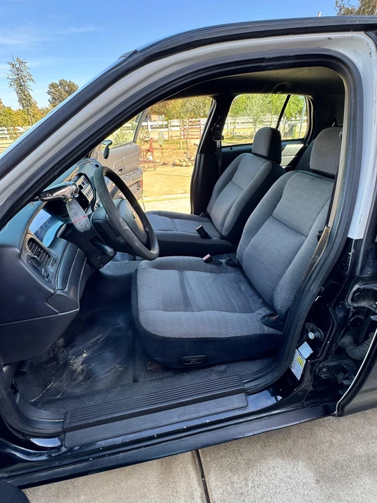 2008 Ford Crown Victoria - Image 26 of 31