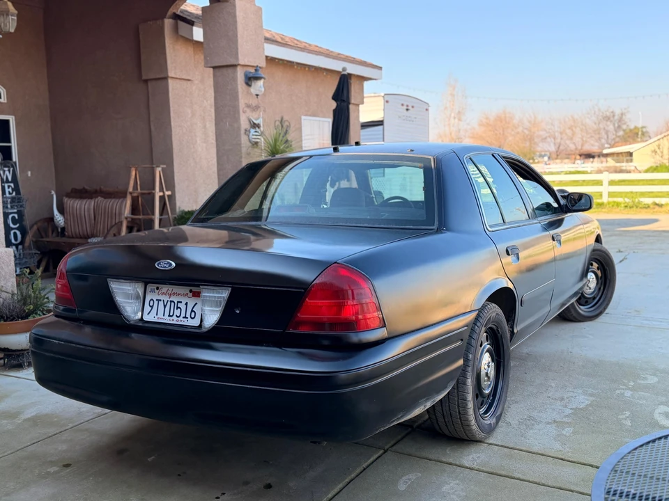 2008 Ford Crown Victoria - Image 11 of 31