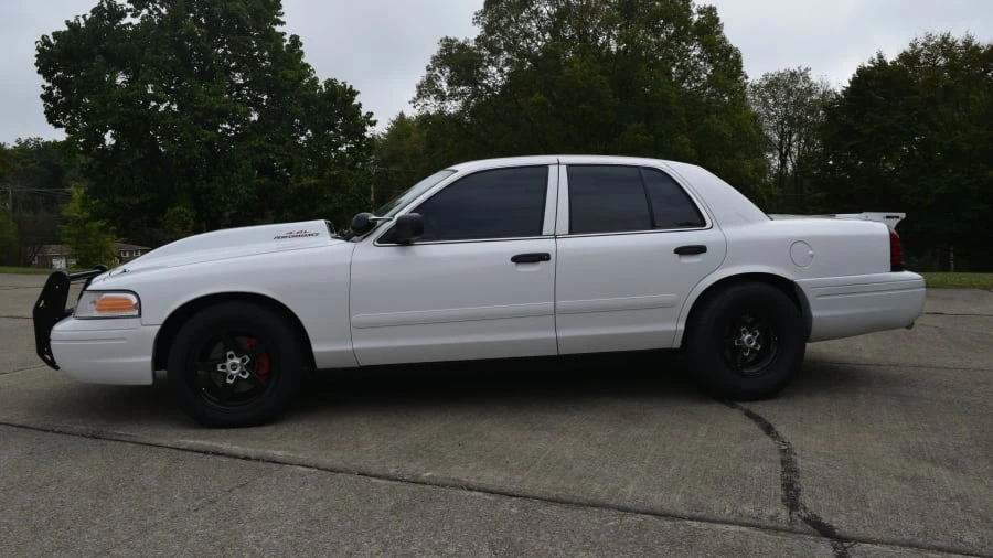 2008 Ford Crown Victoria - Image 2 of 31