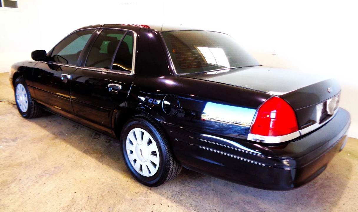 2008 Ford Crown Victoria - Image 4 of 21