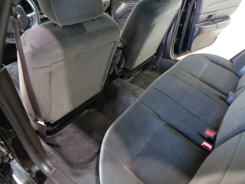 2008 Ford Crown Victoria - Image 15 of 21