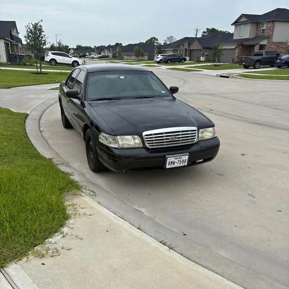 2008 Ford Crown Victoria - Image 1 of 1