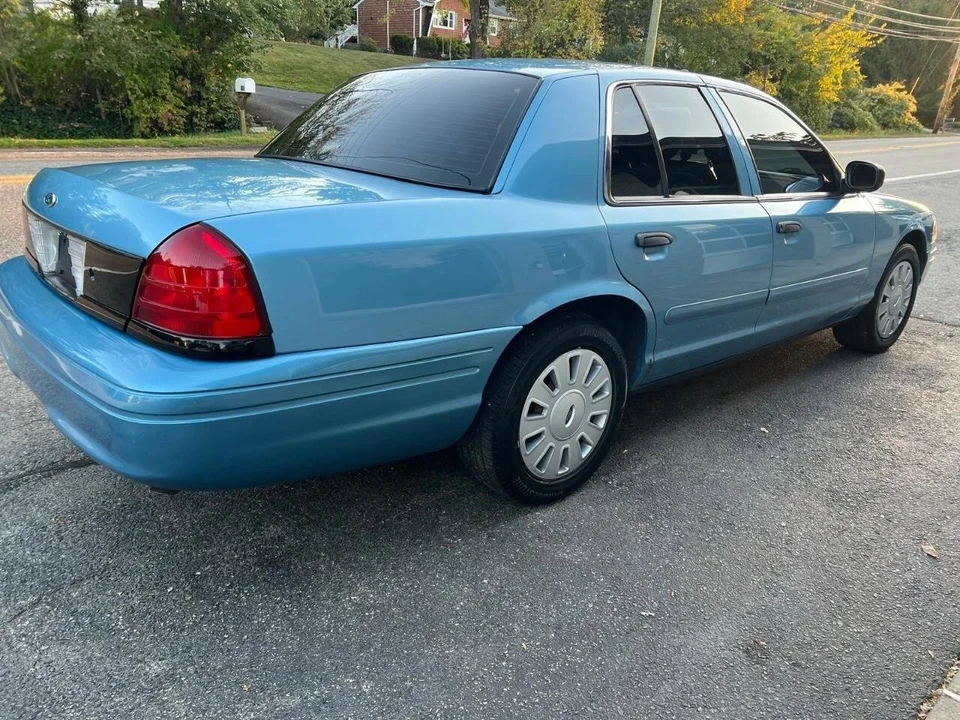 2008 Ford Crown Victoria - Image 6 of 12