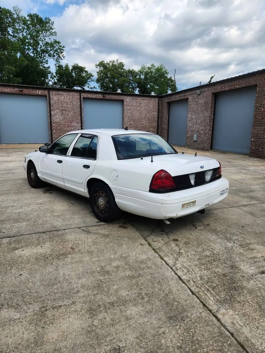2008 Ford Crown Victoria - Image 4 of 13