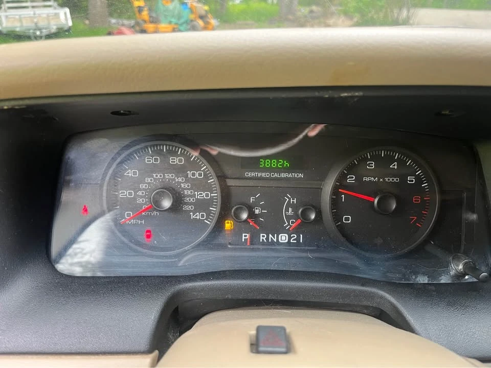 2008 Ford Crown Victoria - Image 10 of 20