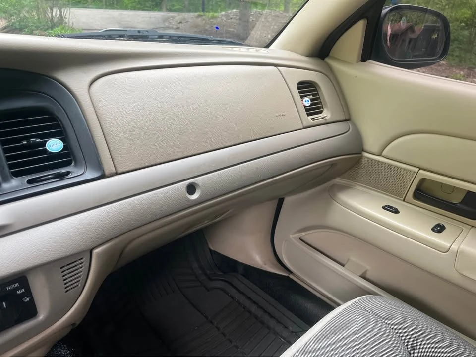2008 Ford Crown Victoria - Image 20 of 20