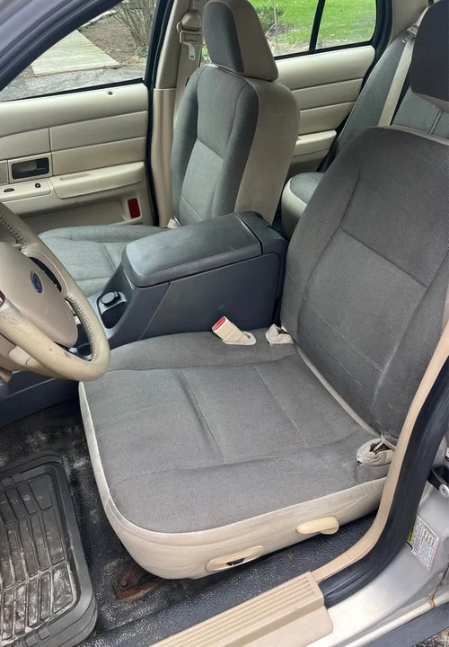 2008 Ford Crown Victoria - Image 18 of 20