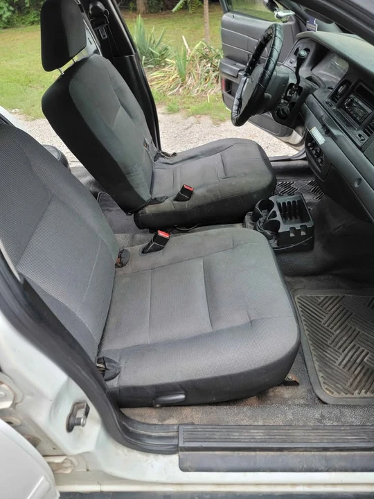 2008 Ford Crown Victoria - Image 6 of 18