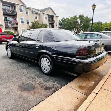 2008 Ford Crown Victoria Sedan 4D