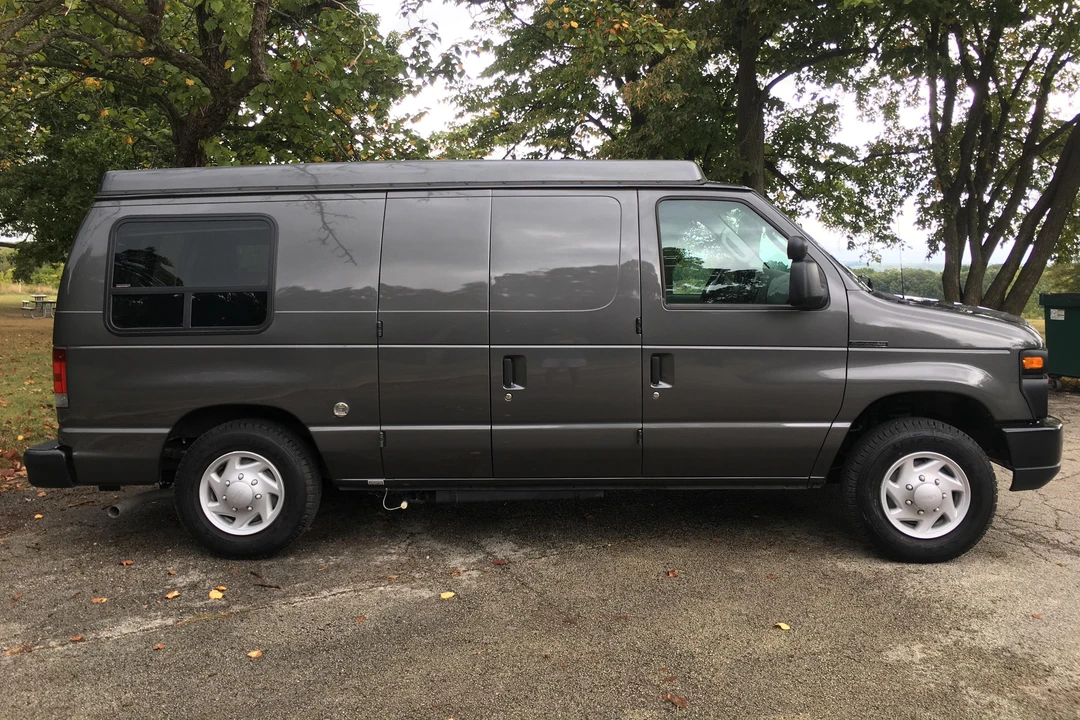 2008 Ford Econoline Van - Image 3 of 5